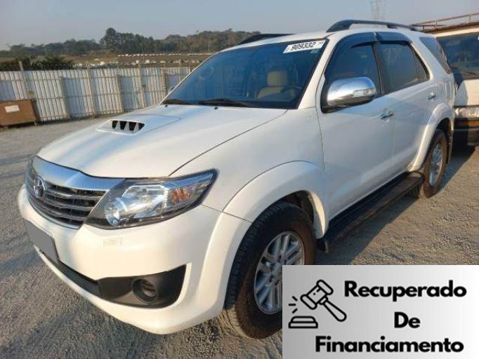 HILUX SW4 SRV 3.0 D-4D TURBO
